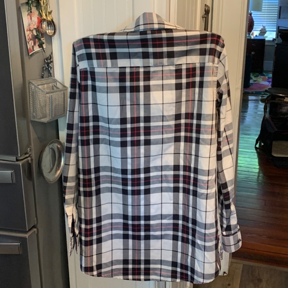 Fox Croft wrinkle free button down.‎ Worn once. Perfect condition - Picture 4 of 4